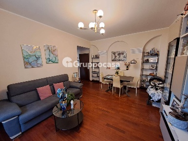 Foto Appartamento in via Casati, Magenta Centro di 110 m² con 3 locali