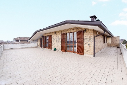 Foto Appartamento a Seveso Altopiano, Baruccana di 105 m² con 3 locali