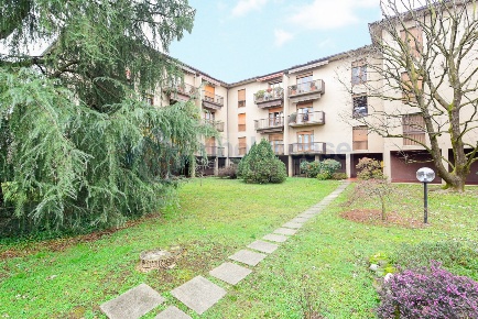 Foto Appartamento a Mariano Comense Centro di 110 m² con 3 locali