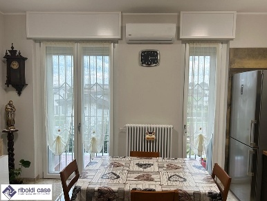 Foto Appartamento in VIA MONSIGNOR ELLI, Mariano Comense Centro di 70 m²