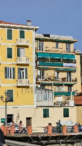 Foto Appartamento in Via Aprosio 2, Ventimiglia Centro Città di 110 m²