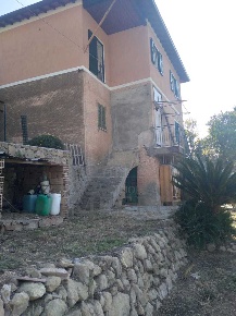 Foto Appartamento in Località Casette 4, Ventimiglia Latte, Ville di 80 m²