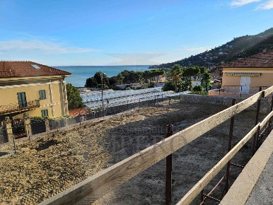 Foto Appartamento in Corso Nizza, Ventimiglia Latte, Ville di 60 m²