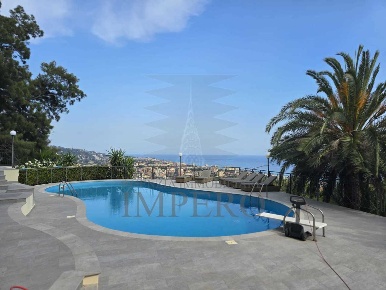Foto Villa unifamiliare in Via Collasgarba 111, Ventimiglia Nervia