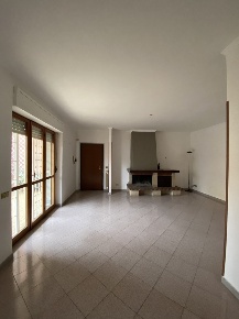Foto Appartamento in via ruggero leoncavallo 8, Mentana Centro di 130 m²
