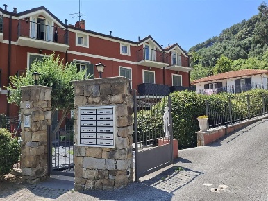 Foto Appartamento in Via della Resistenza, Ventimiglia Latte, Ville