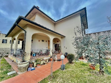 Foto Villa unifamiliare a Figline e Incisa Valdarno Figline Valdarno