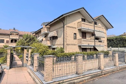 Foto Appartamento in Via Ca' Nova 2, Seveso in vendita