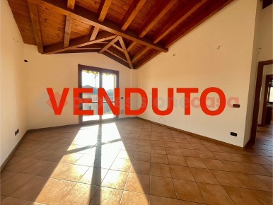 Foto Appartamento in Via Matteotti 8, Cesano Boscone Centro di 85 m²