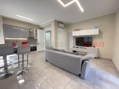 Foto Appartamento in Via Della Repubblica 26, Cesano Boscone Centro