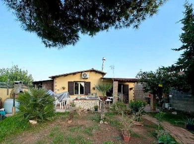 Foto Villa in Loc. C/da Falconara SN, Noto in vendita