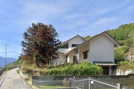 Foto Villa unifamiliare in Frazione Sant'Anna, Sondrio Sant&#x27;anna