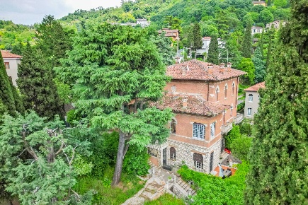 Foto Villa unifamiliare in Via Panoramica dei Ronchi, Brescia Panoramica