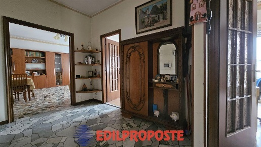 Foto Appartamento in corso milano, Limbiate in vendita