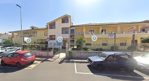 Foto Ufficio a Iglesias Centro di 80 m² con 4 locali in affitto