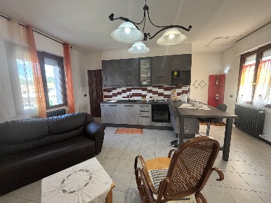 Foto Appartamento a Poggibonsi di 195 m² con 9 locali in vendita
