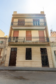 Foto Appartamento in Via Epicarmo 190, Augusta Centro di 88 m² con 5 locali