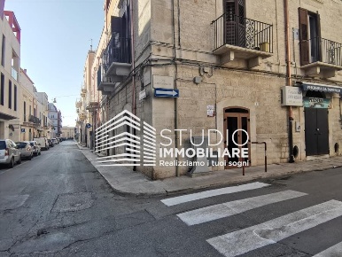 Foto Locale commerciale a Ruvo di Puglia Centro di 35 m² in vendita