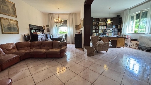 Foto Villa bifamiliare a Cascina Navacchio Nord - Zambra di 160 m²