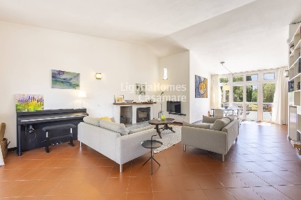 Foto Villa singola in Strada Prima Savoia, Imperia Gorleri di 292 m²