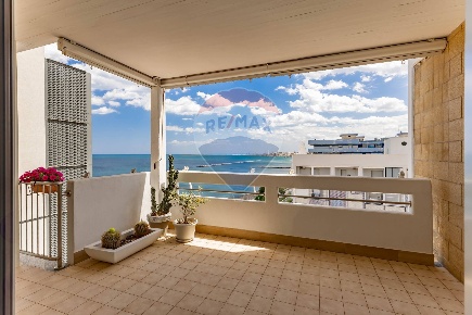 Foto Appartamento in Via Armando Scaturchio, Bari San Girolamo di 117 m²