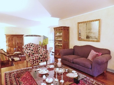 Foto Villa unifamiliare a San Giuliano Terme Asciano, Agnano di 270 m²