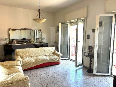Foto Appartamento in Via Del Piegarello 3, Terracina di 90 m² con 4 locali