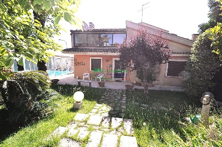 Foto Villa in Via Ettore Fieramosca, Ragusa in vendita