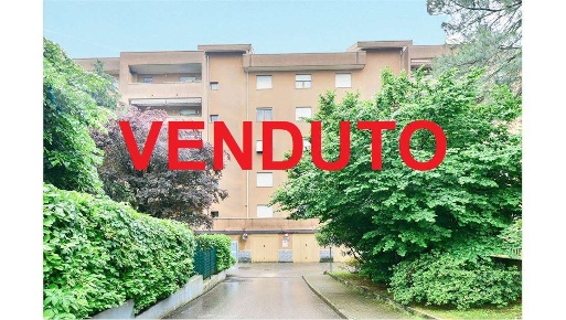 Foto Appartamento a Paderno Dugnano di 85 m² con 4 locali in vendita