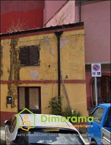 Foto Appartamento in Via Fontana 19, Iglesias Centro di 93 m² con 5 locali