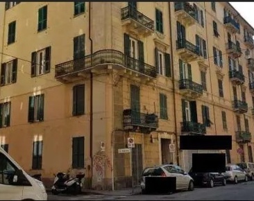 Foto Appartamento in Via XX Settembre 21, Savona Centro Storico di 66 m²