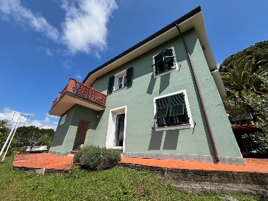Foto Villa singola a La Spezia La Pieve - San Venerio di 123 m² in vendita
