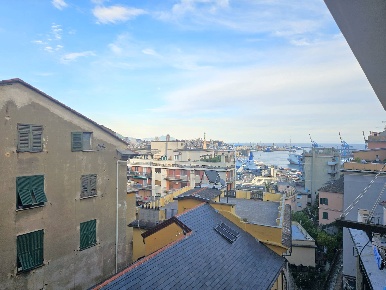 Foto Appartamento in Salita Degli Angeli, Genova in vendita