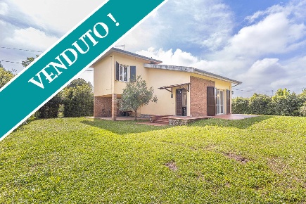 Foto Villa singola in Via Aurelia Sud, Pisa San Piero di 152 m² in vendita