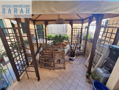 Foto Appartamento in PIAZZA MAZZINI, Viareggio Lungomare di 114 m²