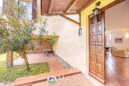 Foto Villa unifamiliare a Pisa San Piero di 152 m² con 5 locali in vendita