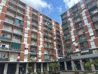 Foto Appartamento in piazza giotto 4, Desio in vendita