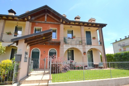 Foto Appartamento a Valdagno Cerealto di 65 m² con 4 locali in vendita