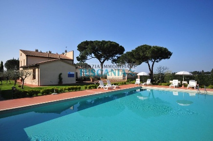 Foto Appartamento a Cecina Cecina Centro di 53 m² con 2 locali in vendita