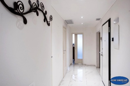 Foto Appartamento a Viareggio Centro di 98 m² con 5 locali in vendita