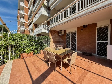 Foto Appartamento in Via degli Aldobrandeschi, Roma in vendita