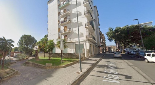 Foto Appartamento in Via Silvio Sesti, Cosenza Panebianco - Tribunale