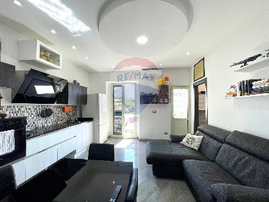 Foto Appartamento in Via Mario Rapisardi, Catania Cibali di 58 m²