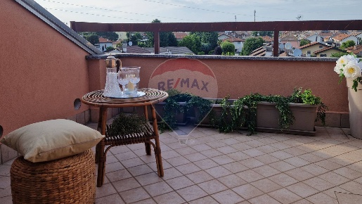 Foto Appartamento in VIA DEI PLATANI, Garbagnate Milanese Centro di 107 m²