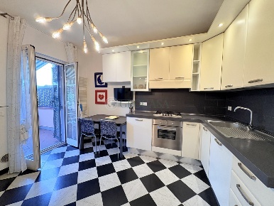 Foto Appartamento a La Spezia Le Terrazze - Via Vailunga di 48 m²