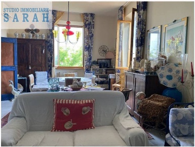 Foto Appartamento in Focette, Pietrasanta di 130 m² con 5 locali in vendita