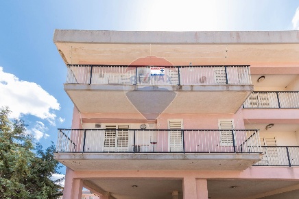 Foto Appartamento in Via Palermo, Pachino Centro di 119 m² con 5 locali