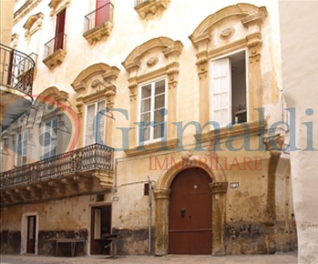 Foto Appartamento in Via Carlo Micetti 2, Gallipoli Centro Storico di 75 m²