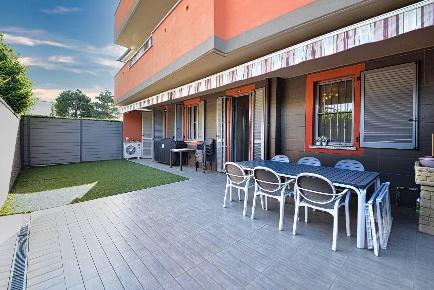 Foto Appartamento in VIA Alla Chiesa 11, Senago di 105 m² con 3 locali