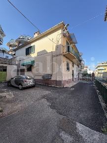 Foto Appartamento in Via Guido Cavalcanti 22, Colleferro Centro di 75 m²